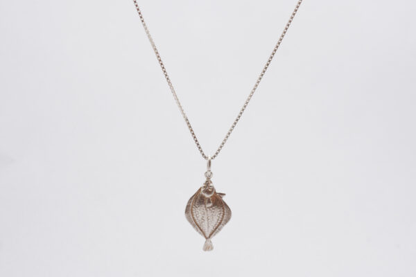 fish necklace no.1
